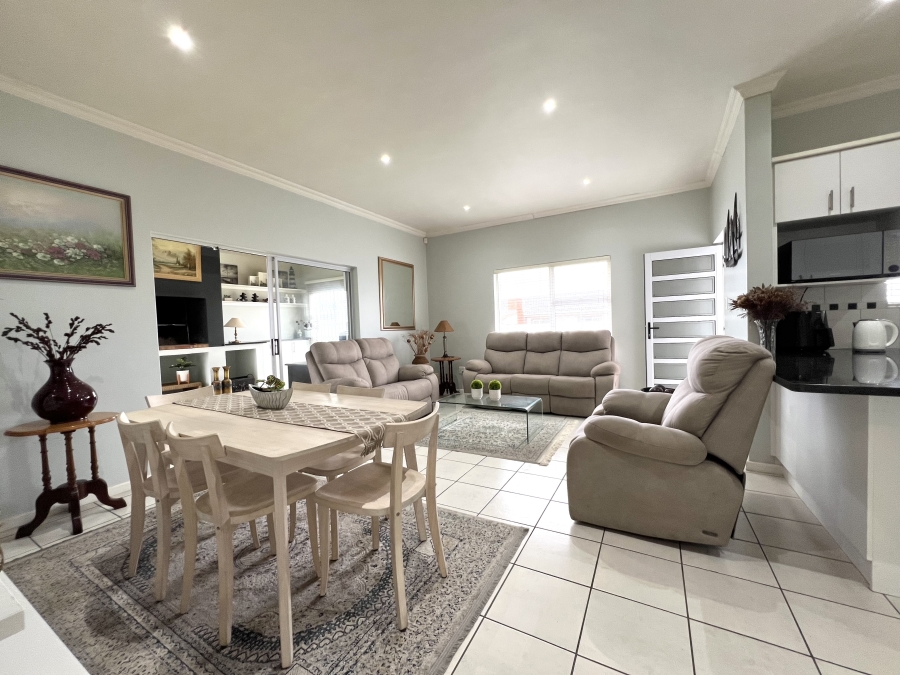 2 Bedroom Property for Sale in Fountains Estate Eastern Cape